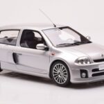 Renault Clio V6 Phase 1 Sidabrinis Otto 1:18 - image 4 of 6