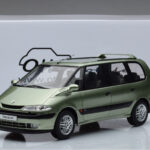 Renault Espace 3 Žalias Otto 1:18 - image 6 of 6