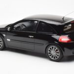 Renault Megane 2 RS Phase 2 Juodas Otto 1:18 - image 5 of 6