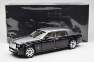 Rolls-Royce Phantom VII EWB Juodas ir Sidabrinis Kyosho 1:18 08841BKS Metalas - nuotrauka 8 iš 8