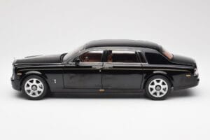 Rolls-Royce Phantom VII EWB Diamond Juodas Kyosho 1:18 08841DBK2 Metalas - nuotrauka 4 iš 8