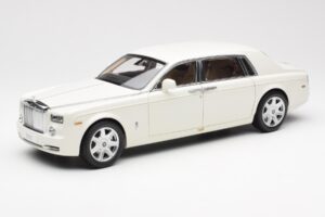 Rolls-Royce Phantom VII EWB English Baltas Kyosho 1:18