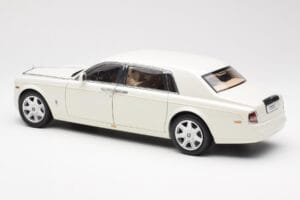 Rolls-Royce Phantom VII EWB English Baltas Kyosho 1:18 08841EW2 Metalas - nuotrauka 7 iš 8