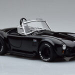 Shelby Cobra 427 S/C Juodas Kyosho 1:18 - image 5 of 9