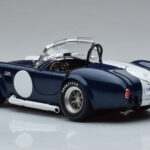 Shelby Cobra 427 S/C Tamsiai Mėlynas Kyosho 1:18 - image 6 of 9