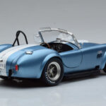 Shelby Cobra 427 S/C Šviesiai Mėlynas Kyosho 1:18 - image 3 of 9
