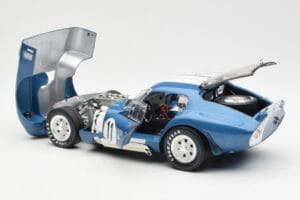 Shelby Daytona Cobra Coupe #11 S. Thompson 24 Hours of Le Mans 1965 CMR 1:18 CMR114 Metalas - nuotrauka 5 iš 8