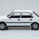 Skoda 130 L Baltas IXO 1:18 - image 3 of 6