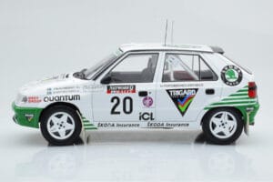 Skoda Felicia #20 S. Blomqvist / B. Cederberg Rally RAC Lombard 1995 IXO 1:18 18RMC147 Metalas - nuotrauka 3 iš 6