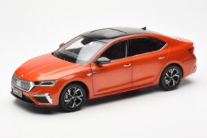 Skoda Octavia Pro Oranžinis FAW 1:18