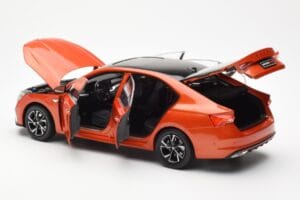 Skoda Octavia Pro Oranžinis FAW 1:18 ZMR000006ORA Metalas - nuotrauka 5 iš 8