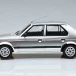 Talbot Horizon Premium Sidabrinis Otto 1:18 - image 3 of 6