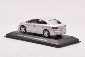 Toyota Avensis T270 Sidabrinis Minichamps 1:43 403166903 Metalas - nuotrauka 3 iš 4