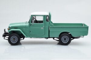 Toyota Land Cruiser 40 4x4 Pickup Žalias Kyosho 1:18 08958FG Metalas - nuotrauka 5 iš 8