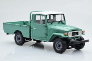 Toyota Land Cruiser 40 4x4 Pickup Žalias Kyosho 1:18 08958FG Metalas - nuotrauka 6 iš 8