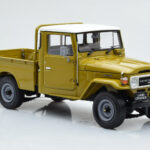 Toyota Land Cruiser 40 4x4 Pickup Alyvuogių Kyosho 1:18 - image 6 of 8