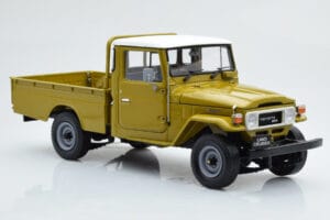 Toyota Land Cruiser 40 4x4 Pickup Alyvuogių Kyosho 1:18 08958K Metalas - nuotrauka 6 iš 8