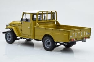 Toyota Land Cruiser 40 4x4 Pickup Alyvuogių Kyosho 1:18 08958K Metalas - nuotrauka 7 iš 8