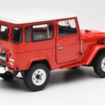 Toyota Land Cruiser FJ40 Van Raudonas Kyosho 1:18 - image 3 of 8