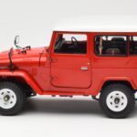 Toyota Land Cruiser FJ40 Van Raudonas Kyosho 1:18 - image 4 of 8