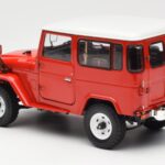 Toyota Land Cruiser FJ40 Van Raudonas Kyosho 1:18 - image 7 of 8