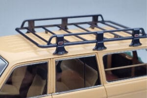 Toyota Land Cruiser 60 Smėlio Su Papildomais Dalimis Kyosho 1:18 08956XBE Metalas - nuotrauka 8 iš 12