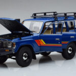 Toyota Land Cruiser 60 Mėlynas Su Papildomais Dalimis Kyosho 1:18 - image 2 of 11
