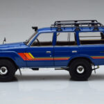 Toyota Land Cruiser 60 Mėlynas Su Papildomais Dalimis Kyosho 1:18 - image 4 of 11