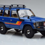 Toyota Land Cruiser 60 Mėlynas Su Papildomais Dalimis Kyosho 1:18 - image 5 of 11