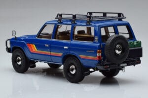 Toyota Land Cruiser 60 Mėlynas Su Papildomais Dalimis Kyosho 1:18 08956XBL Metalas - nuotrauka 6 iš 11