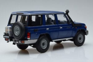 Toyota Land Cruiser J76 Mėlynas Almost Real 1:18 870101 Metalas - nuotrauka 3 iš 7