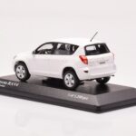 Toyota RAV4 XA30 Baltas Minichamps 1:43 - image 3 of 4