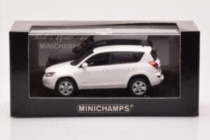 Toyota RAV4 XA30 Baltas Minichamps 1:43 400166571 Metalas - nuotrauka 4 iš 4