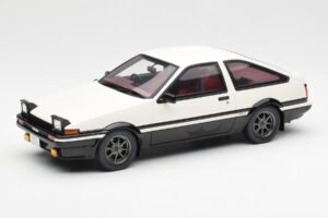 Toyota Sprinter Trueno AE86 Baltas Otto 1:18