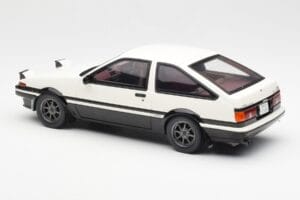 Toyota Sprinter Trueno AE86 Baltas Otto 1:18 OT444B Derva - nuotrauka 5 iš 6