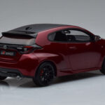 Toyota GR Yaris Raudonas Otto 1:18 - image 2 of 6