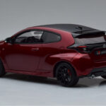 Toyota GR Yaris Raudonas Otto 1:18 - image 5 of 6