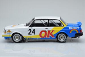 Volvo 240 Turbo Beckers #24 P.G. Andersson Nurburgring 1985 IXO 1:18 18RMC105A Metalas - nuotrauka 3 iš 6