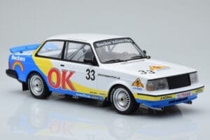 Volvo 240 Turbo Beckers #33 Andersson / Petersson / Linder ETCC Zolder 1985 IXO 1:18 18RMC105B Metalas - nuotrauka 4 iš 6