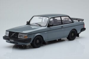 Volvo 240 Turbo Pilkas IXO 1:18