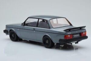 Volvo 240 Turbo Pilkas IXO 1:18 18CMC089 Metalas - nuotrauka 5 iš 6