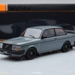 Volvo 240 Turbo Pilkas IXO 1:18 - image 6 of 6