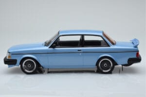 Volvo 240 Turbo Šviesiai Mėlynas IXO 1:18 18MCC090 Metalas - nuotrauka 3 iš 6