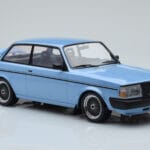 Volvo 240 Turbo Šviesiai Mėlynas IXO 1:18 - image 4 of 6