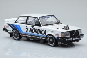 Volvo 240 Turbo Nordica #2 U. Granberg / T. Lindstrom ETCC Brno 1986 IXO 1:18 18RMC088 Metalas - nuotrauka 4 iš 6