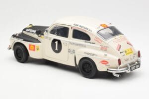 Volvo PV 544 Rally Revell 1:18 8922 Metalas - nuotrauka 7 iš 8