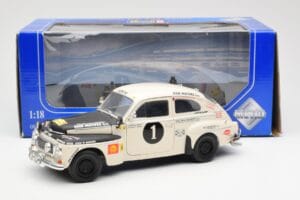Volvo PV 544 Rally Revell 1:18 8922 Metalas - nuotrauka 8 iš 8
