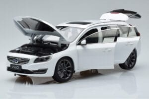 Volvo V60 D3 Crystal Baltas FAW 1:18 9430840 Metalas - nuotrauka 2 iš 7
