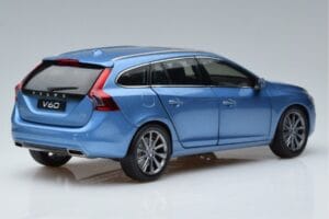 Volvo V60 D3 Power Mėlynas FAW 1:18 9430839 Metalas - nuotrauka 3 iš 7