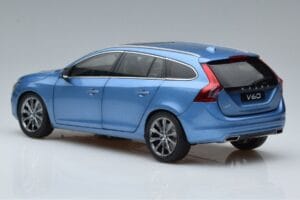 Volvo V60 D3 Power Mėlynas FAW 1:18 9430839 Metalas - nuotrauka 6 iš 7